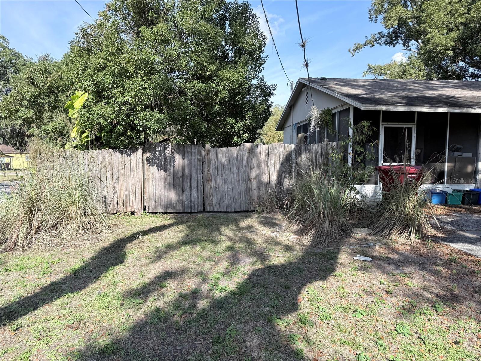 xterior @ 1602 E Calhoun St, Plant City , FL 33563