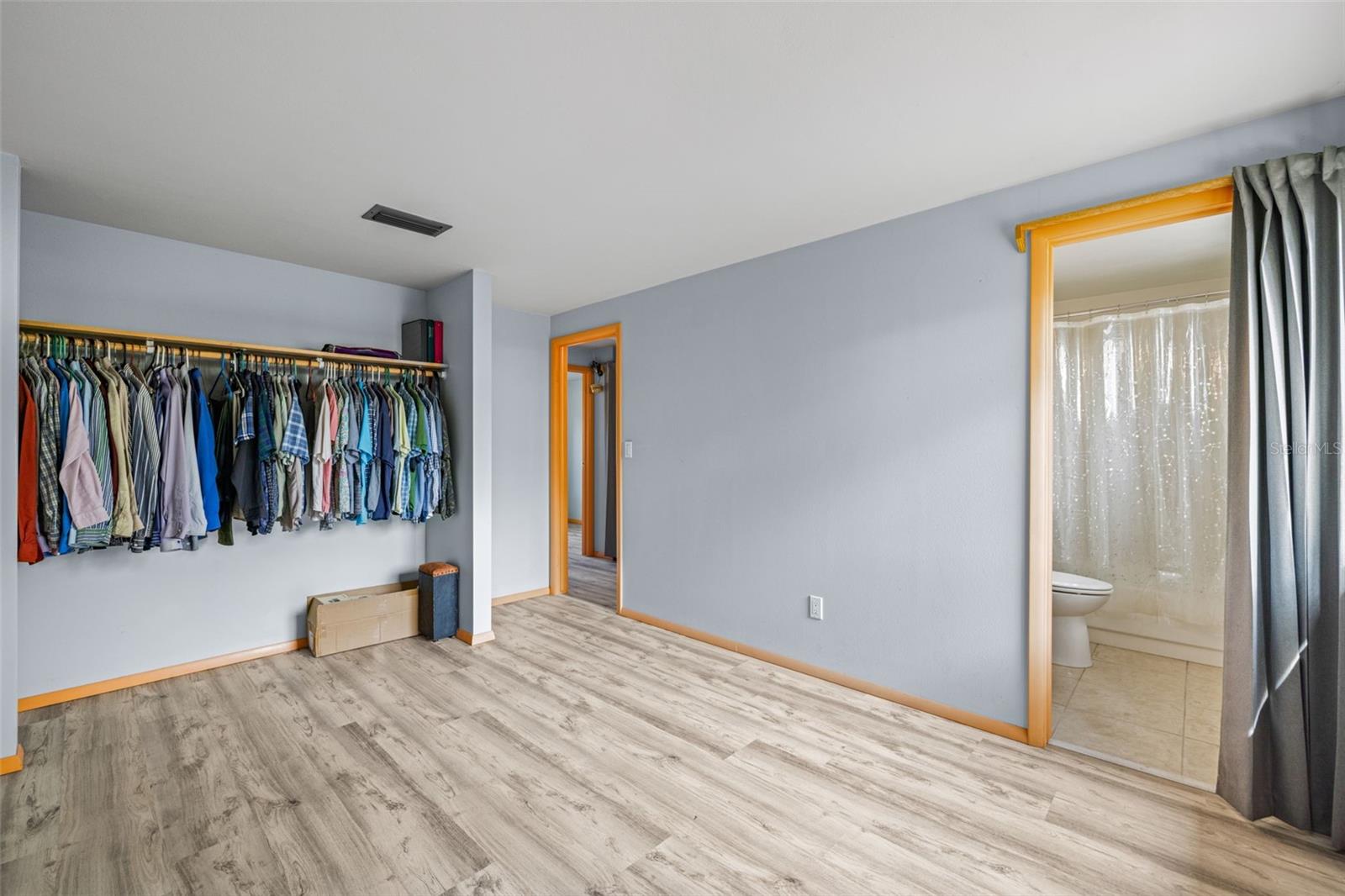 Primary Bedroom with ensuite Bathroom