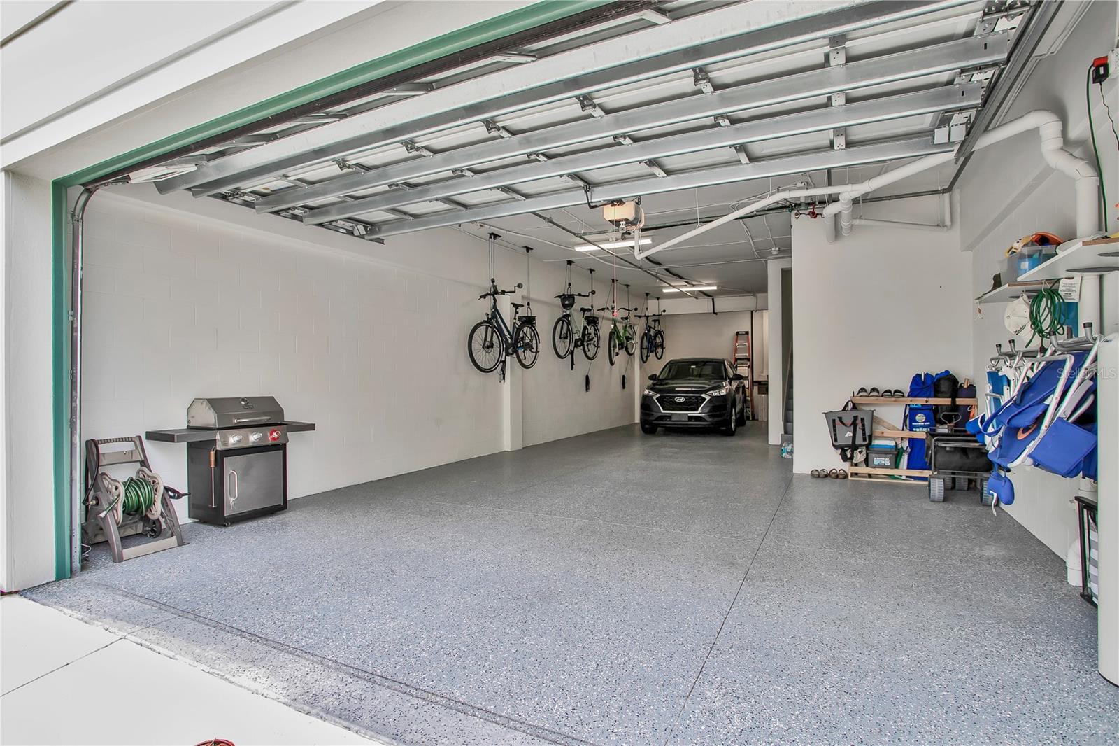 3 car garage