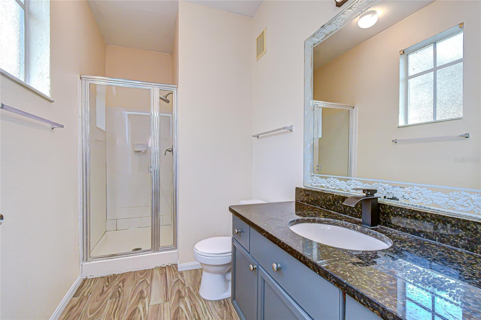 Second private en-suite!