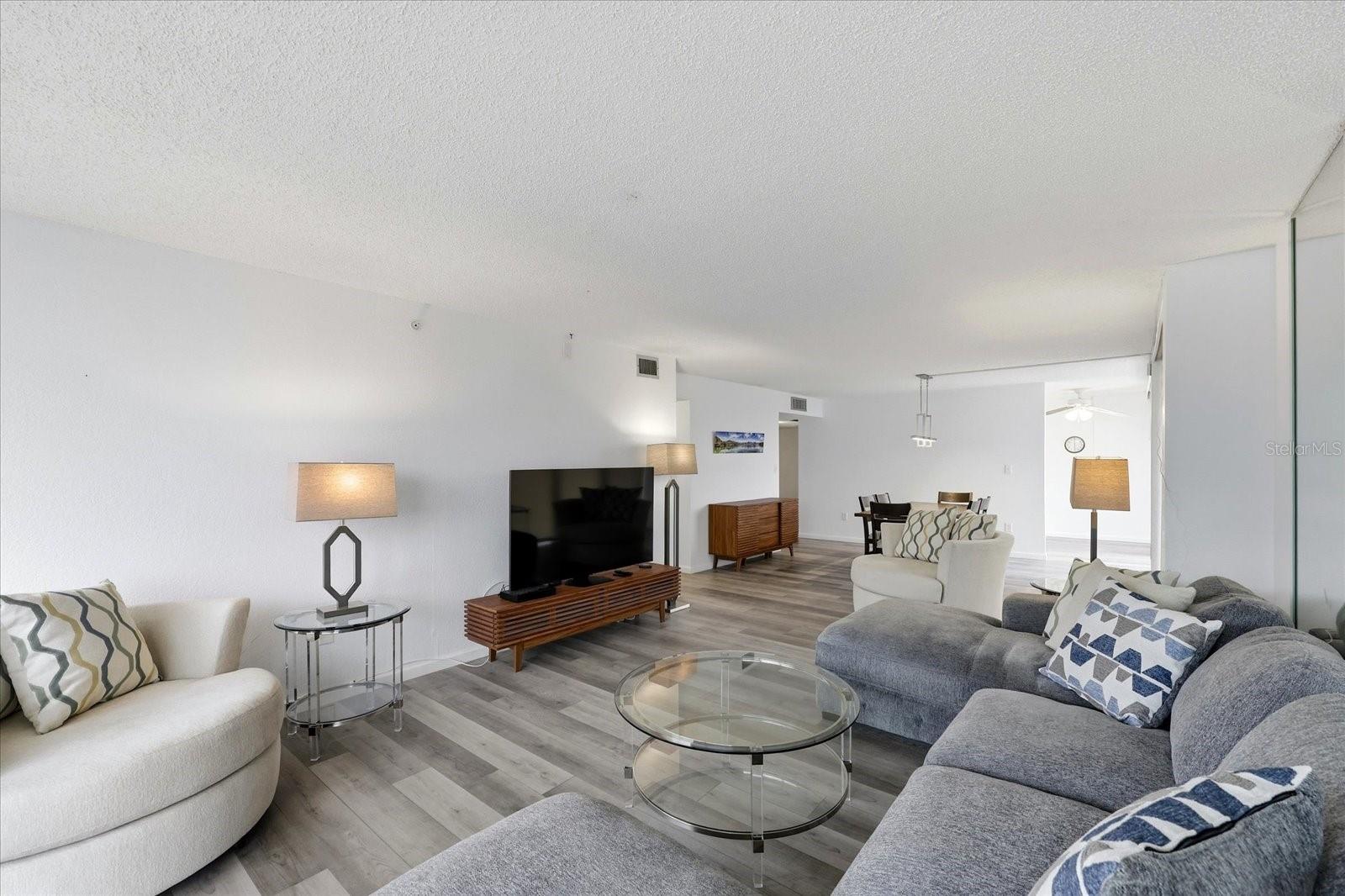 Dining & Living Combo