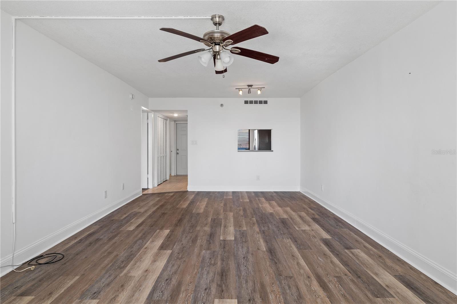 Living Room/Dining Room