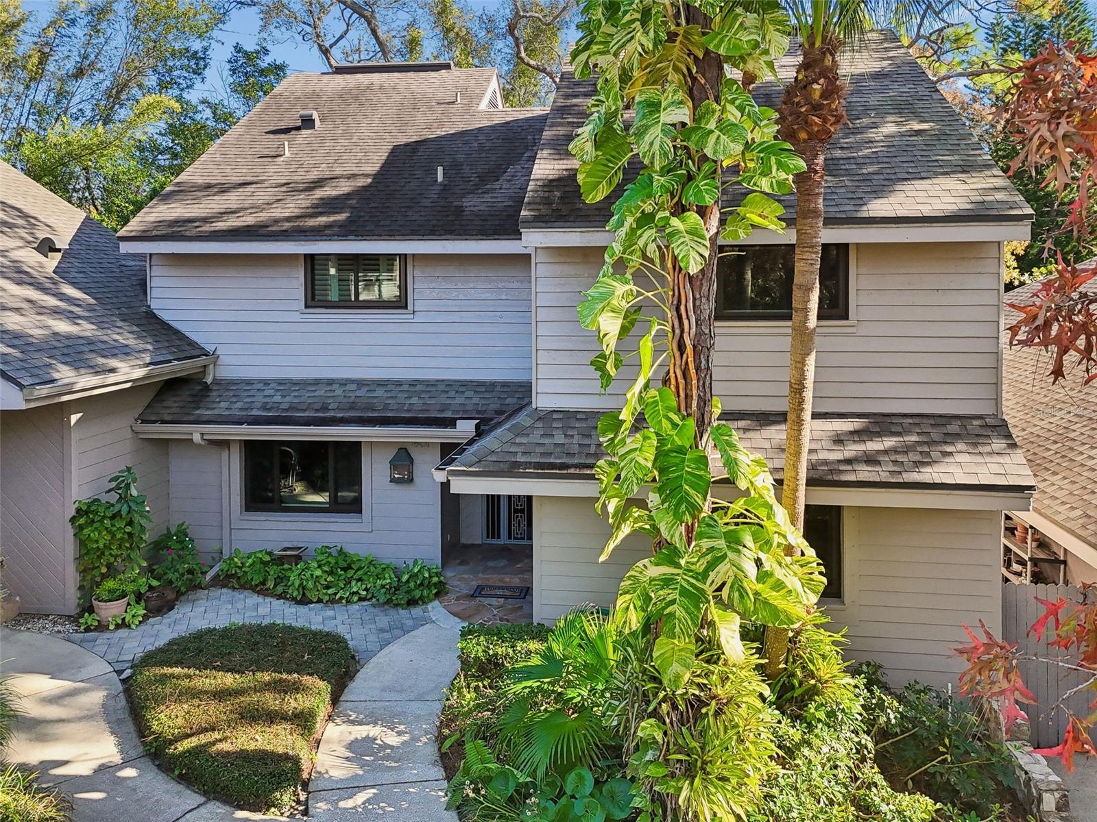 A special setting close to many amenities