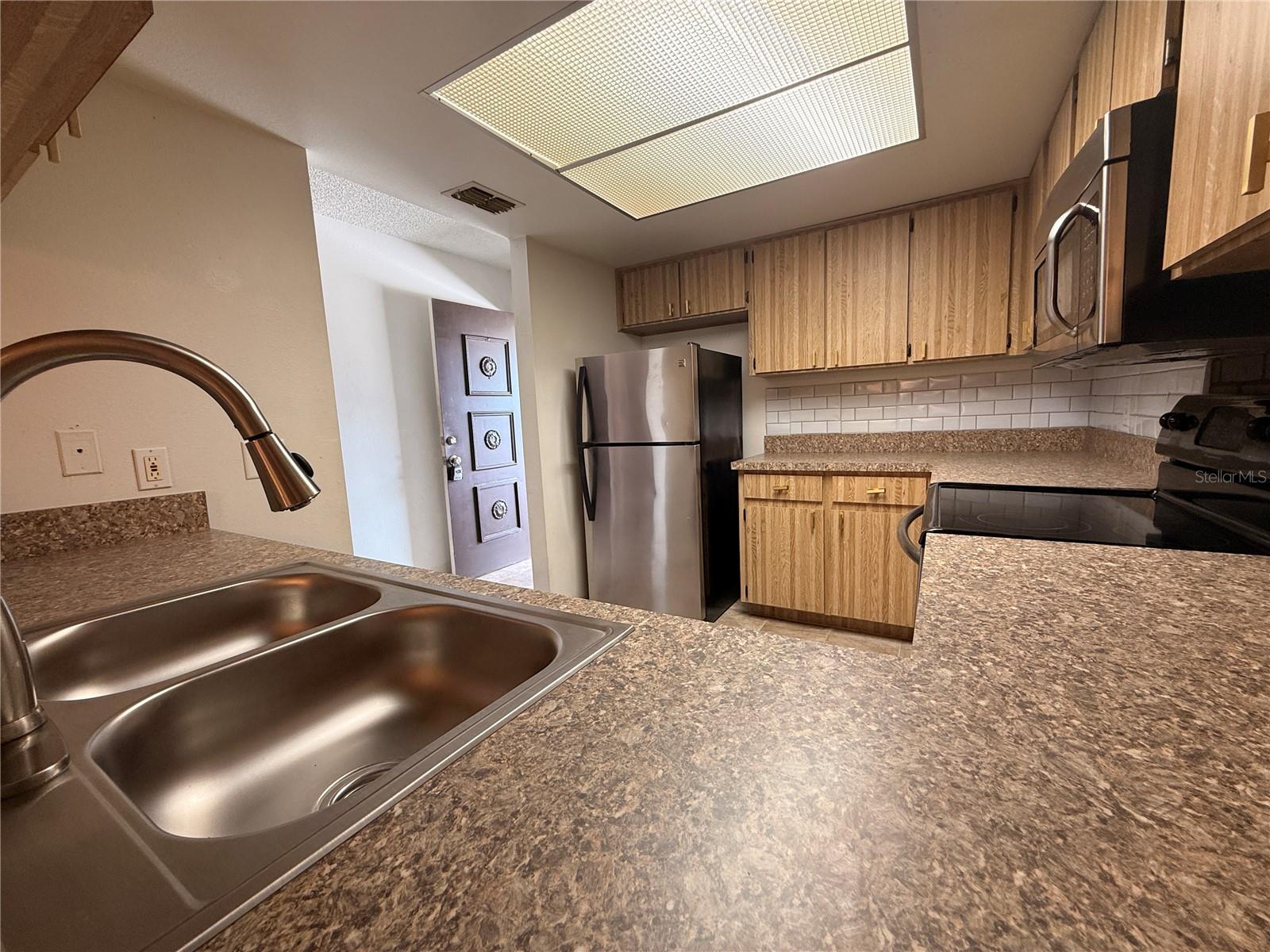 Updated counters and sink and faucet