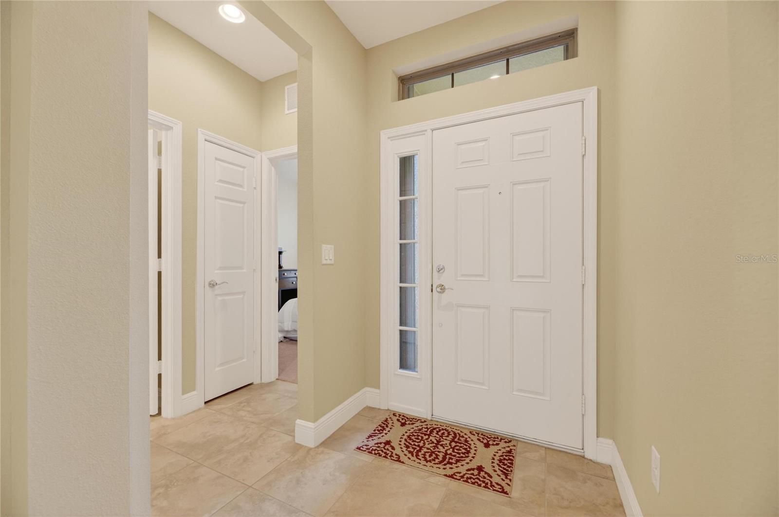 Foyer/Guest Bedroom