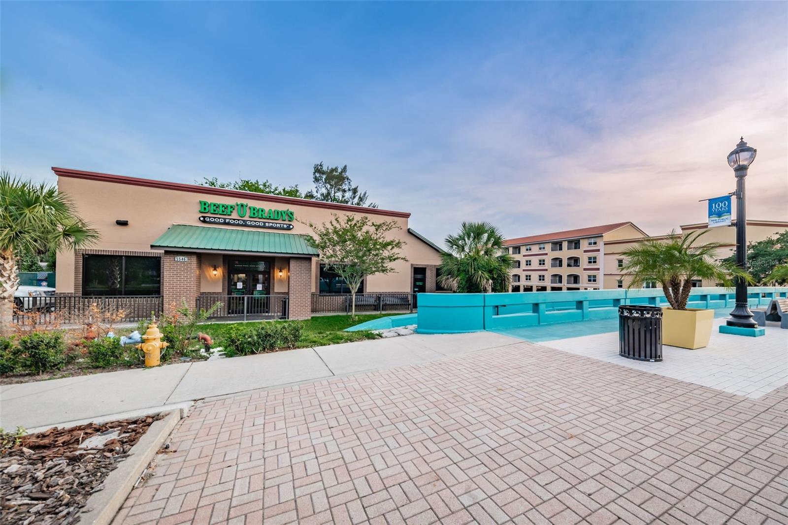 Dining along The Cotee River