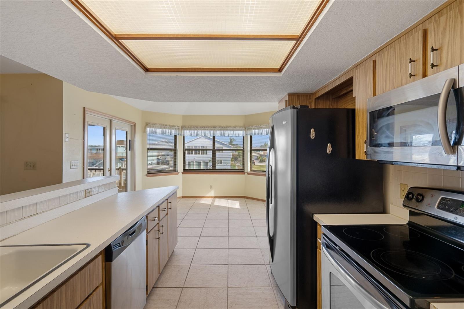 Kitchen with Spacious Nook