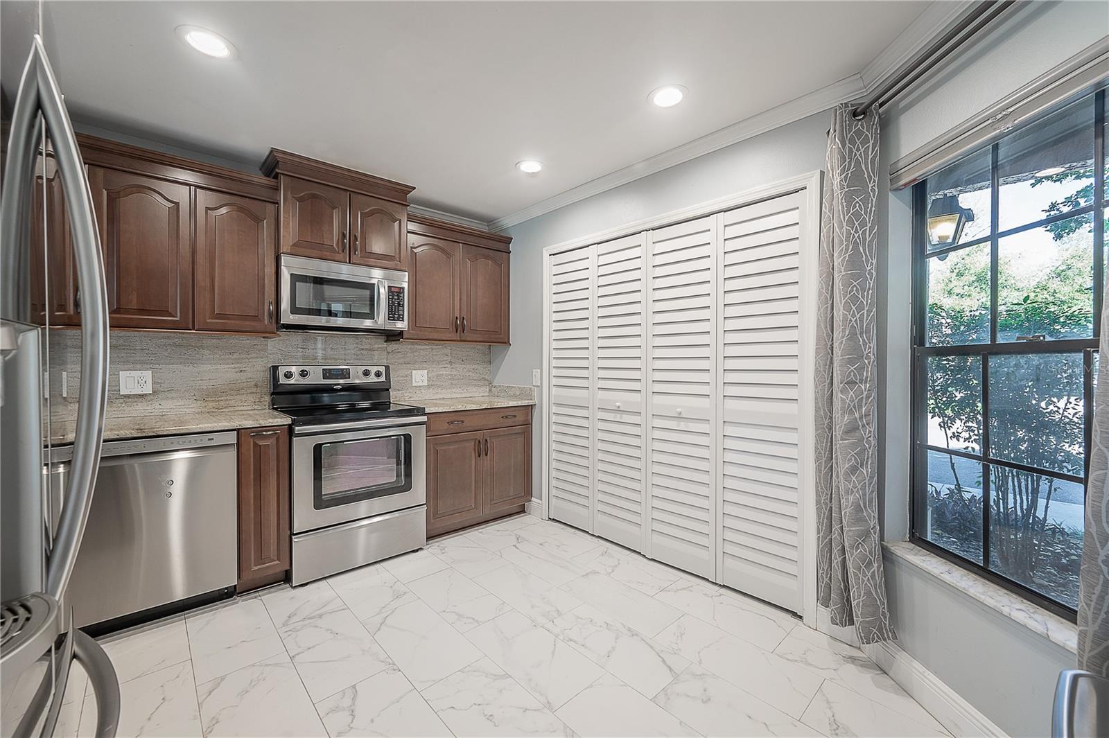 Kitchen & Eating Space in Kitchen