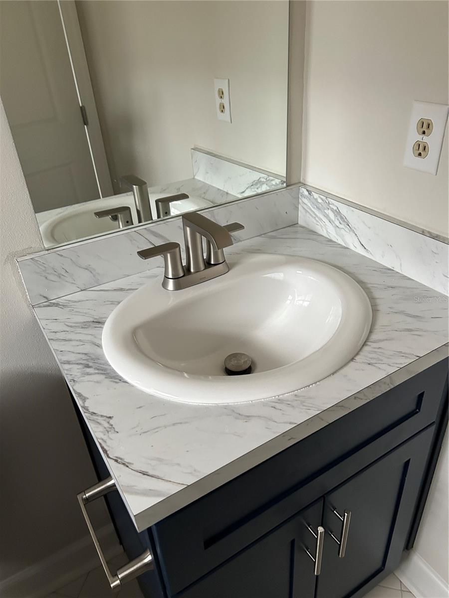 Ensuite vanity