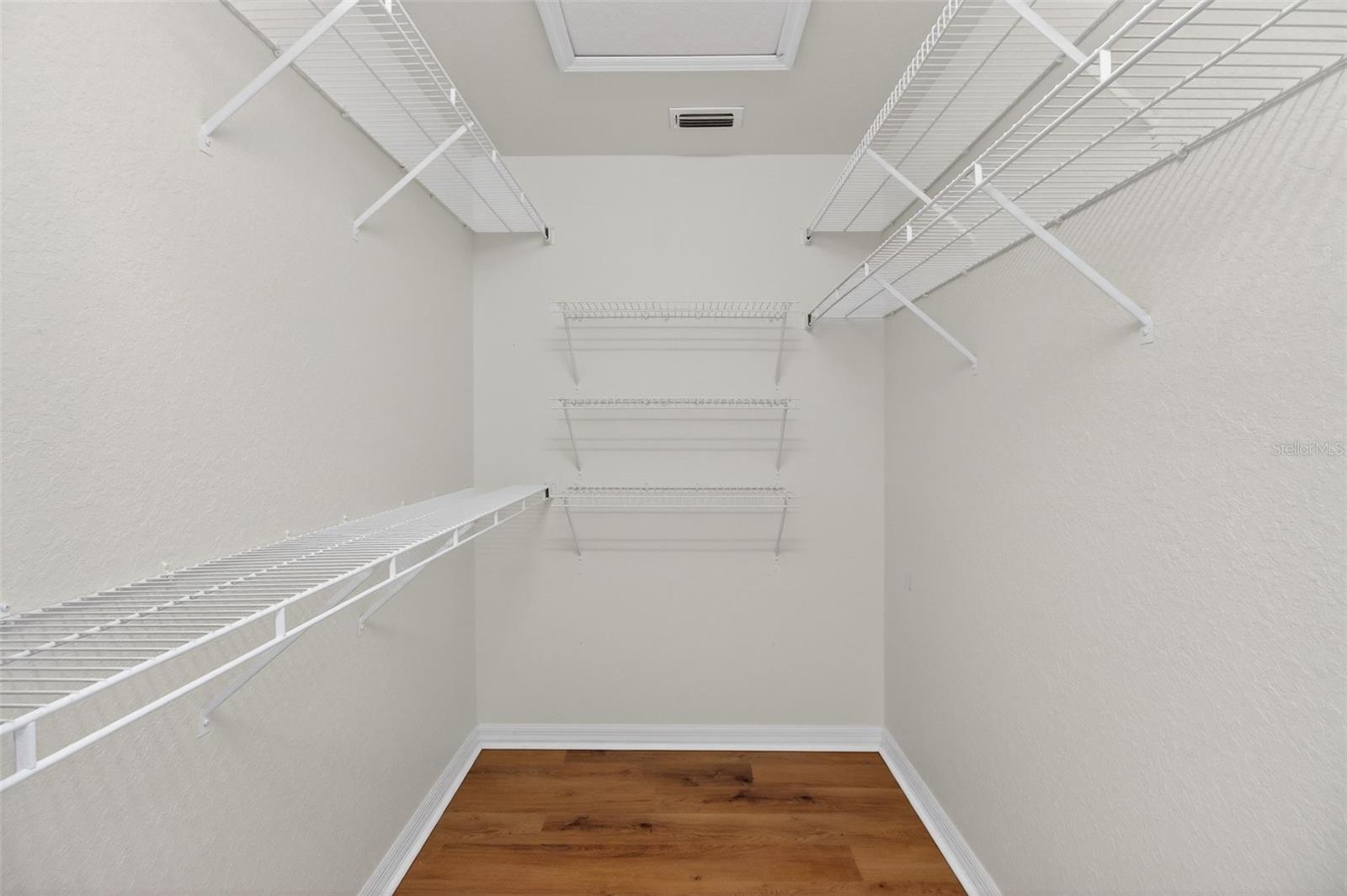 2 large walk in closets in the primary bedroom.