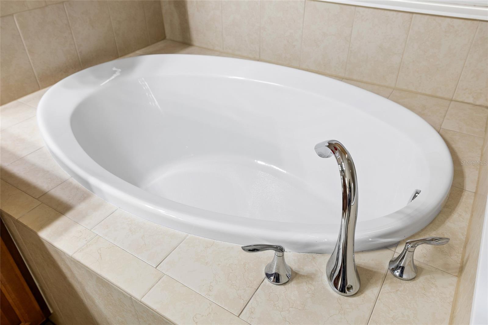 Gaeden Tub