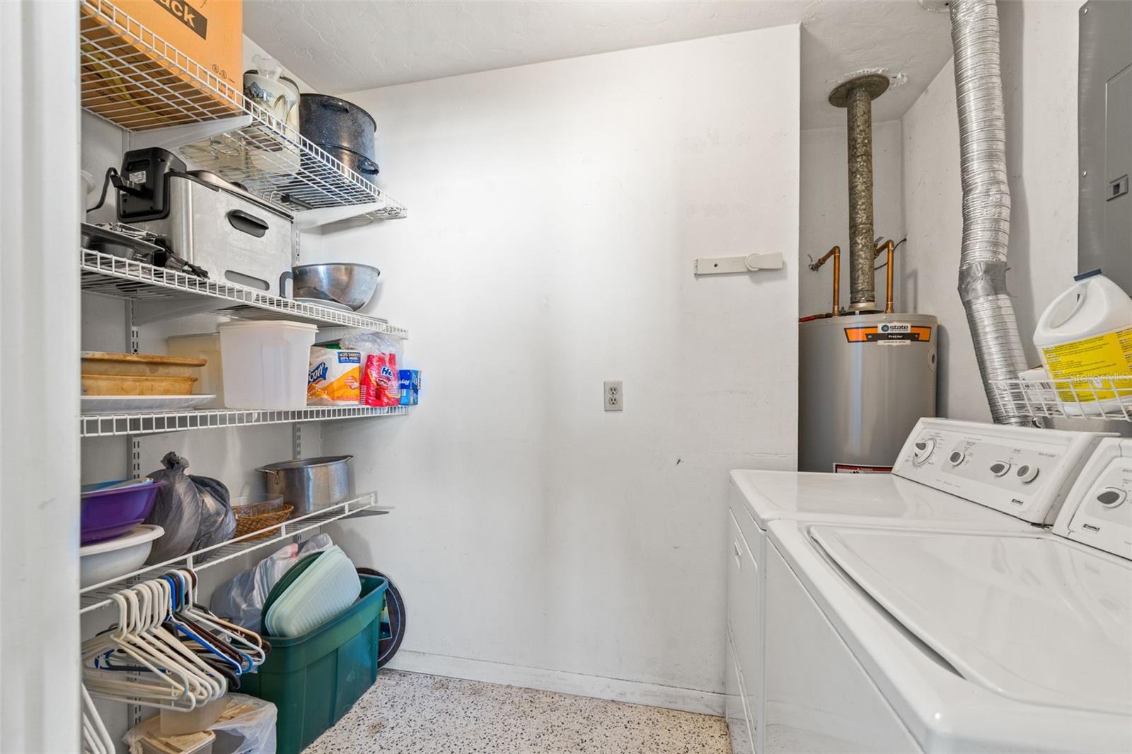 laundry room/closet