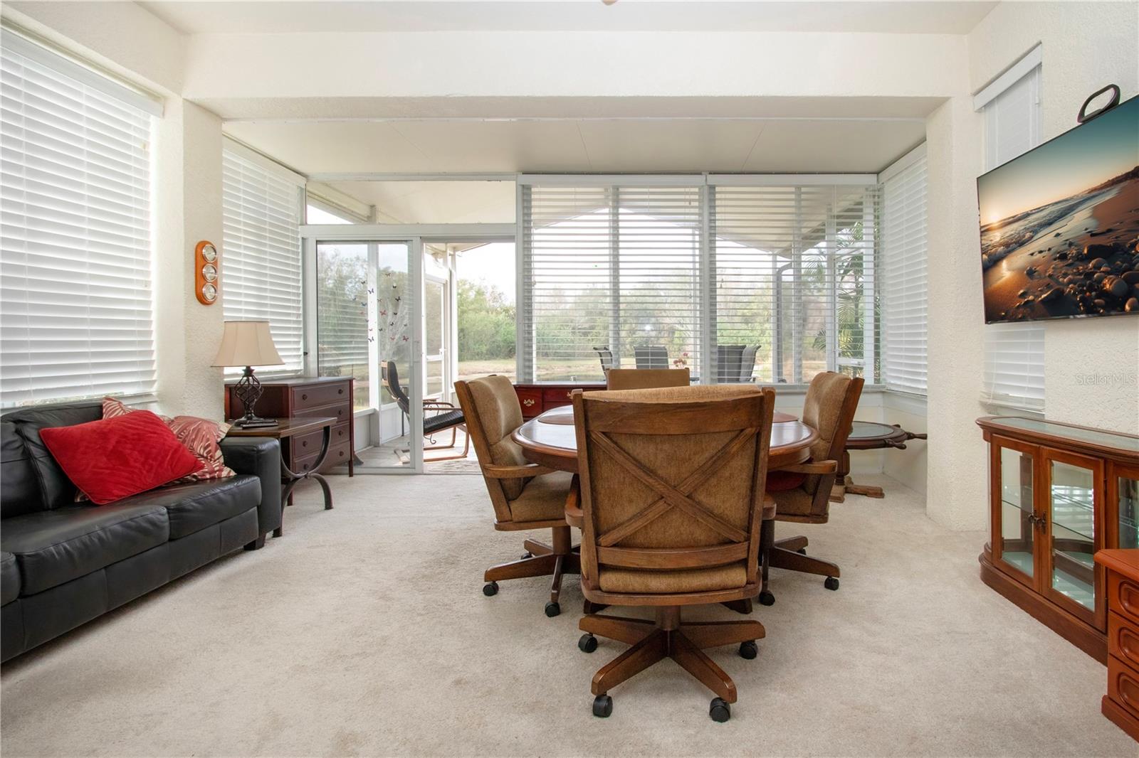 Florida room with A/C