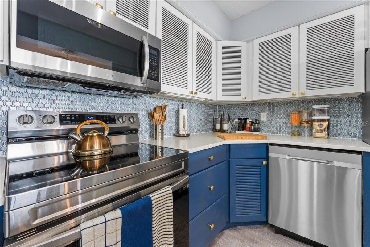 Stunning kitchen with modern finishes