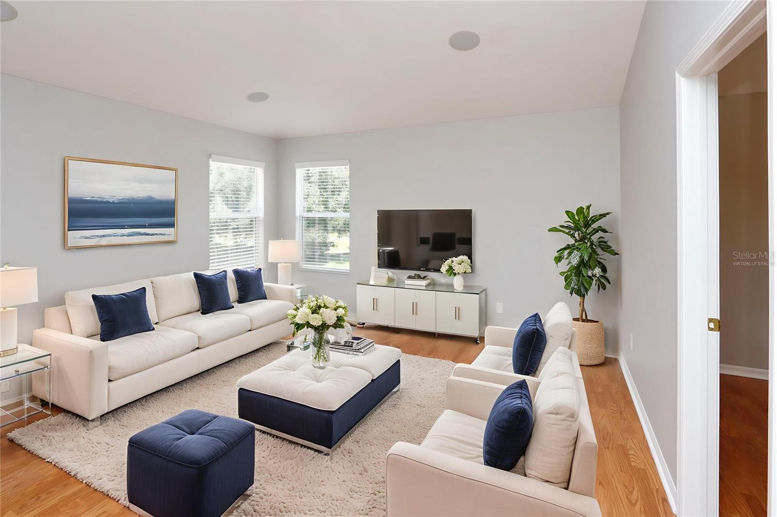 VIRTUALLY STAGED - Loft