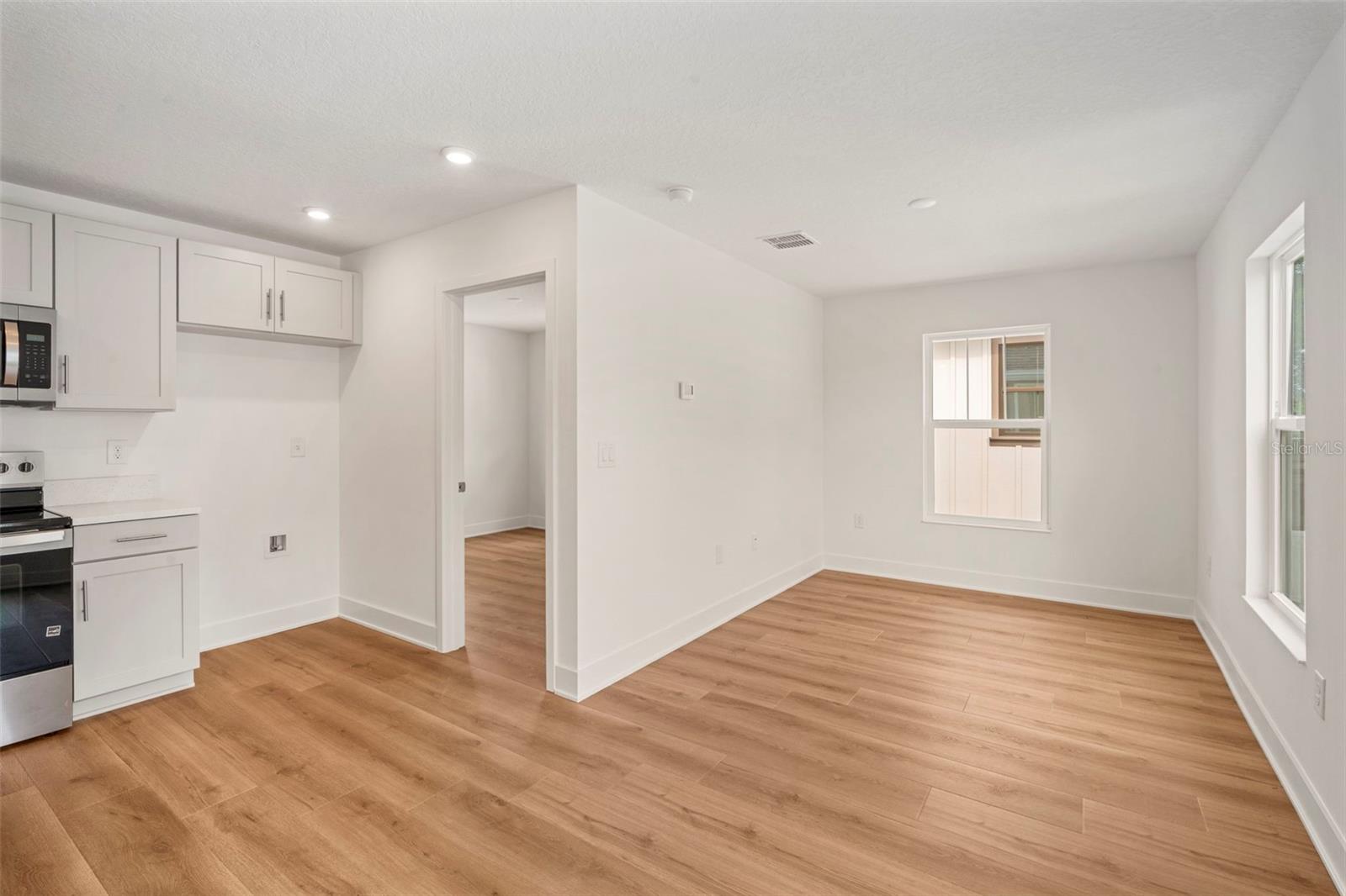 Apt Living Space