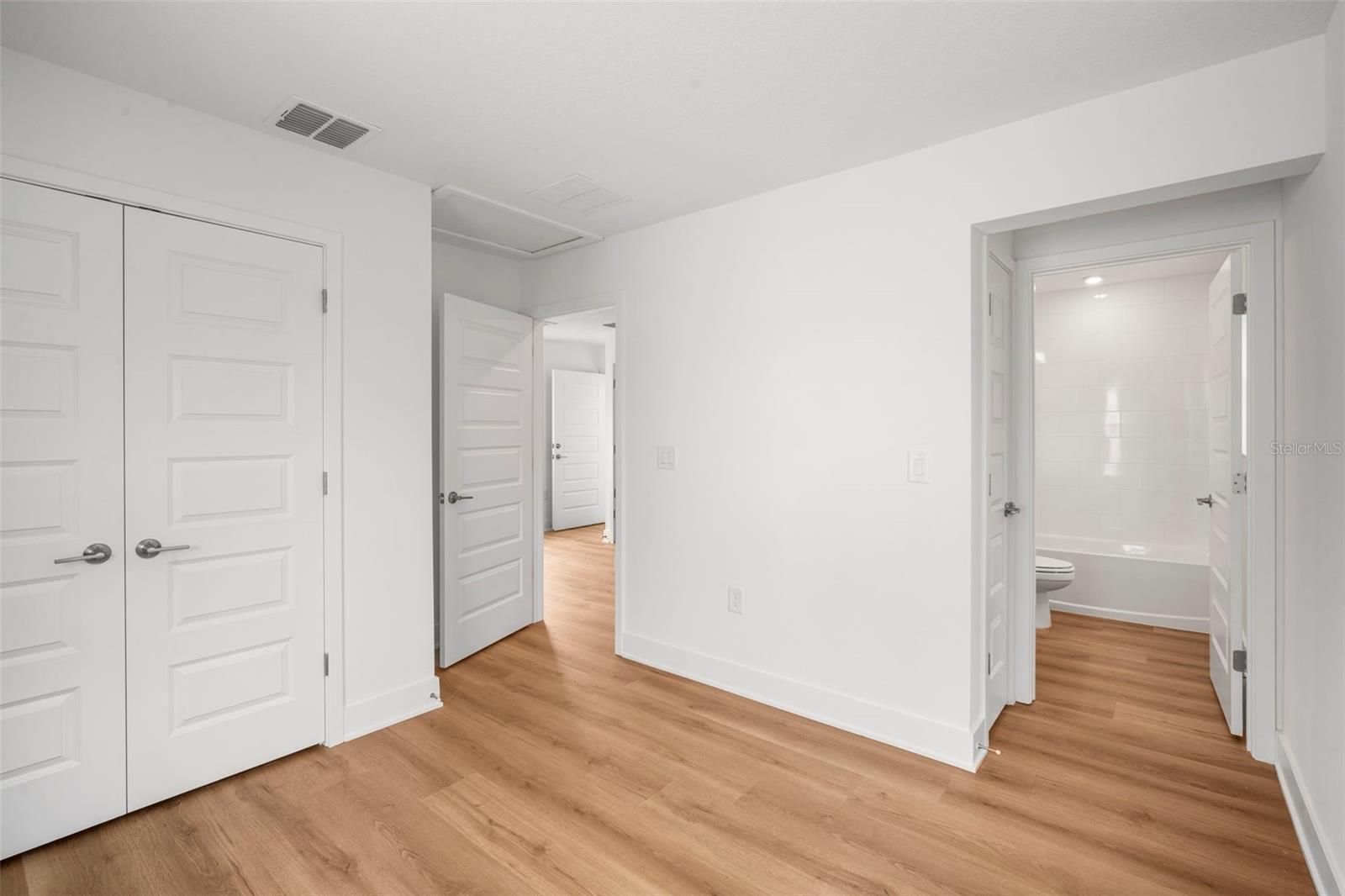 Apt Bedroom