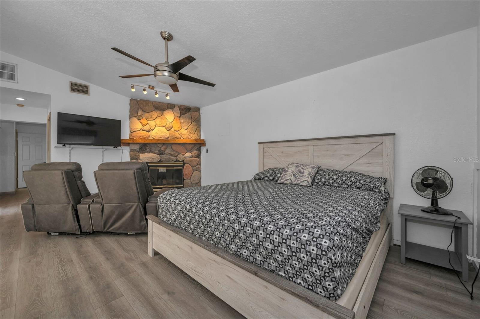 Primary Bedroom is 12X20