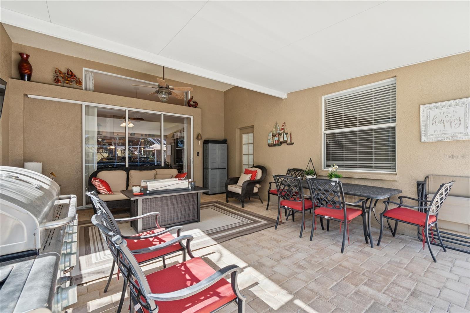 LANAI WITH VIEW OF POOL