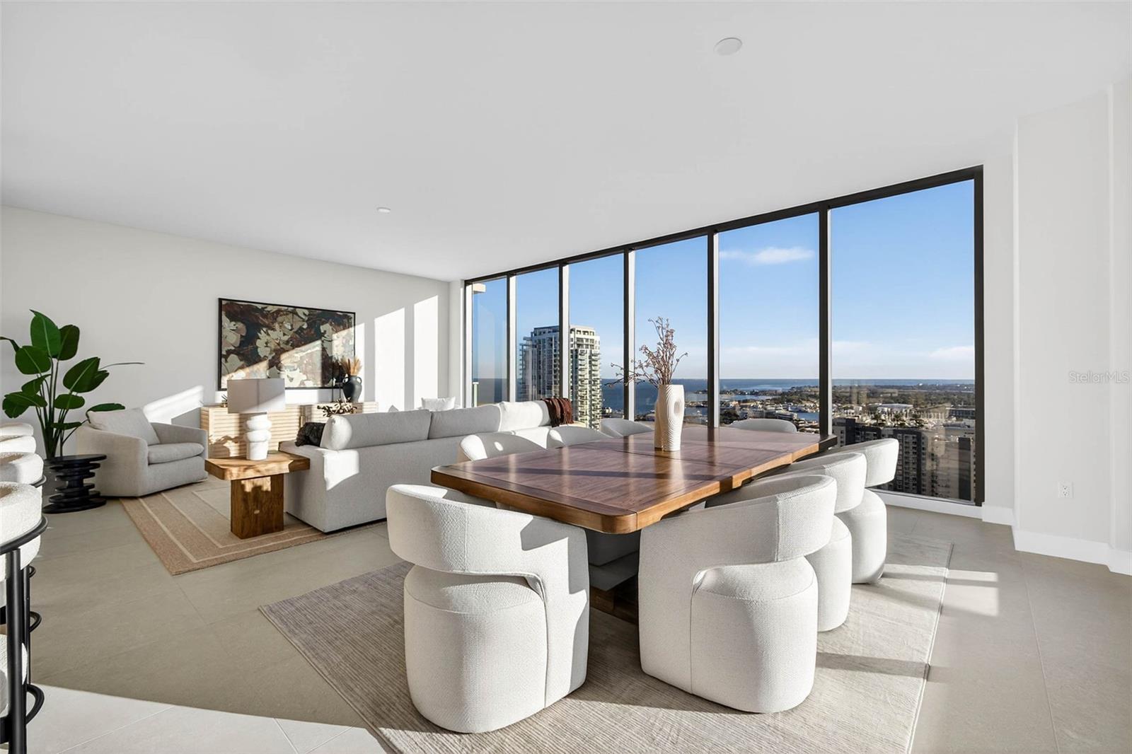 Living Room/Dining Room