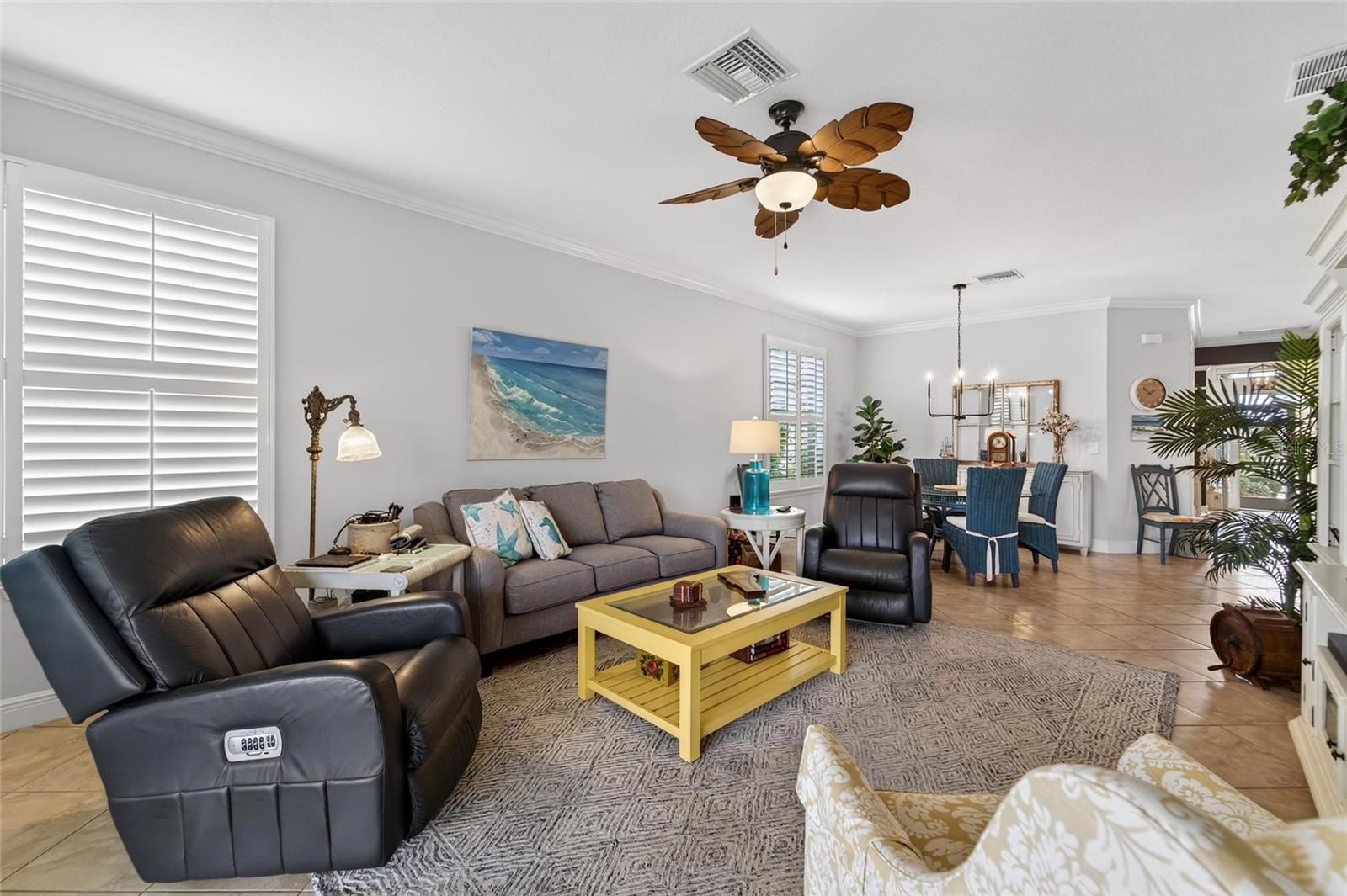 Living Room/Dinning Room