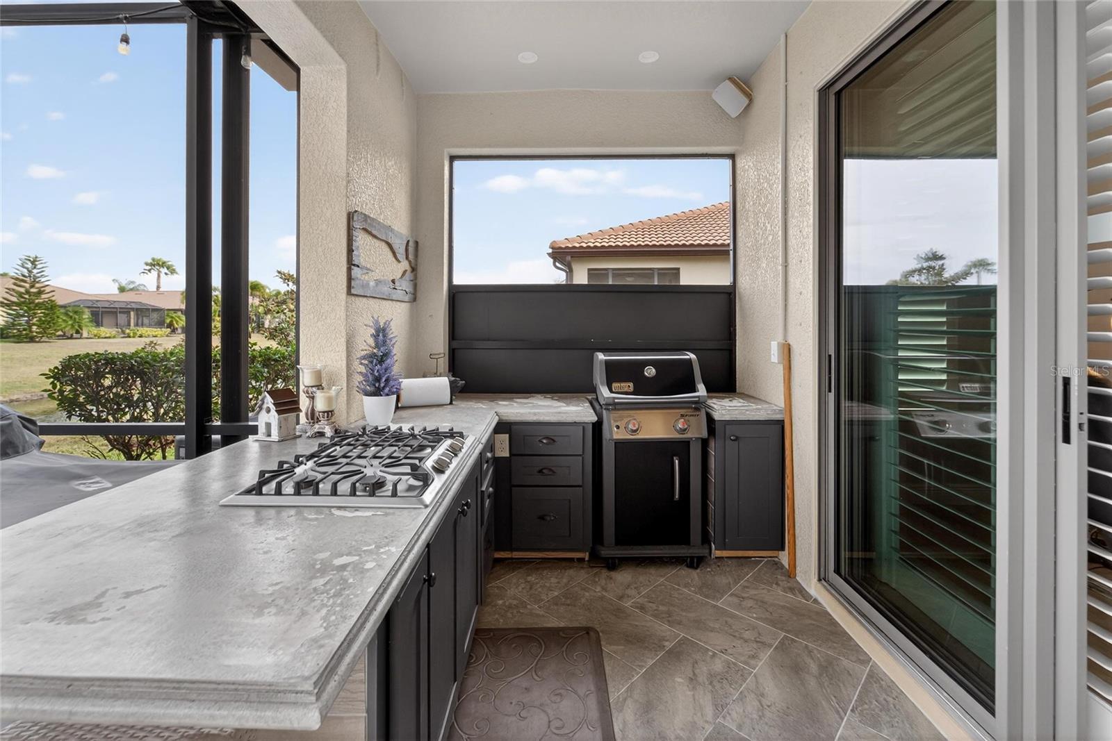 Custom lanai kitchen