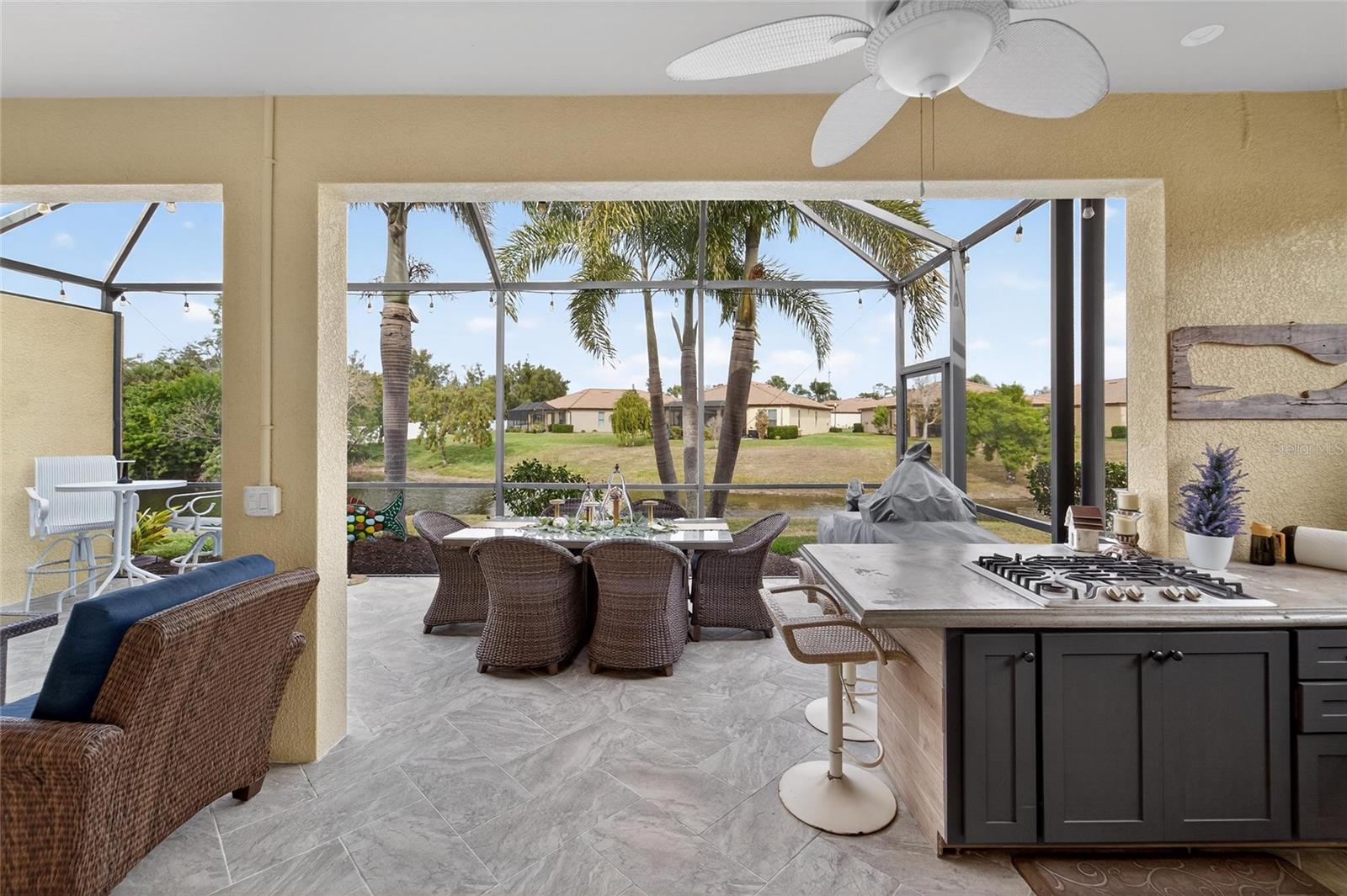 Screened extended lanai