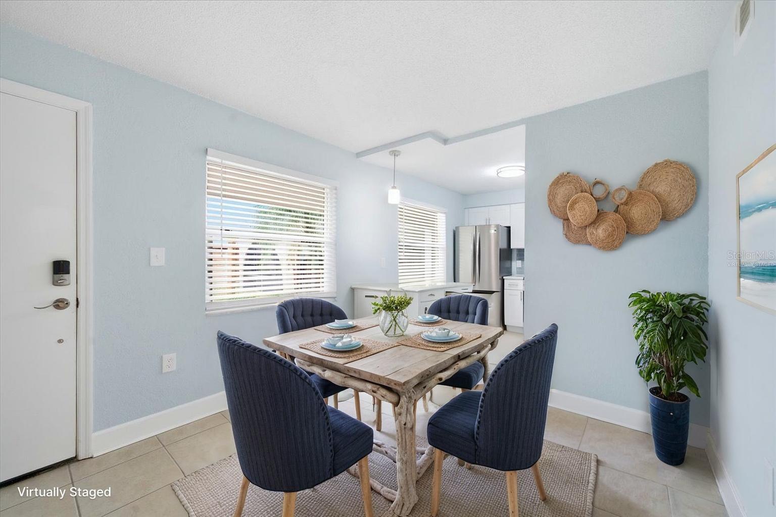 Virtually staged Dinette