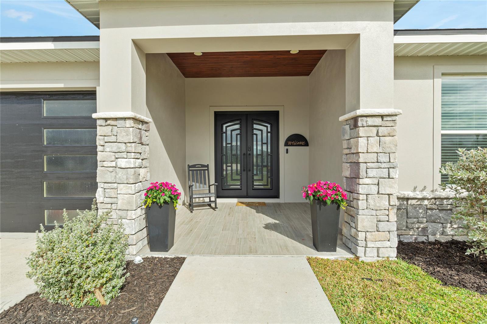 Exterior View of Entryway