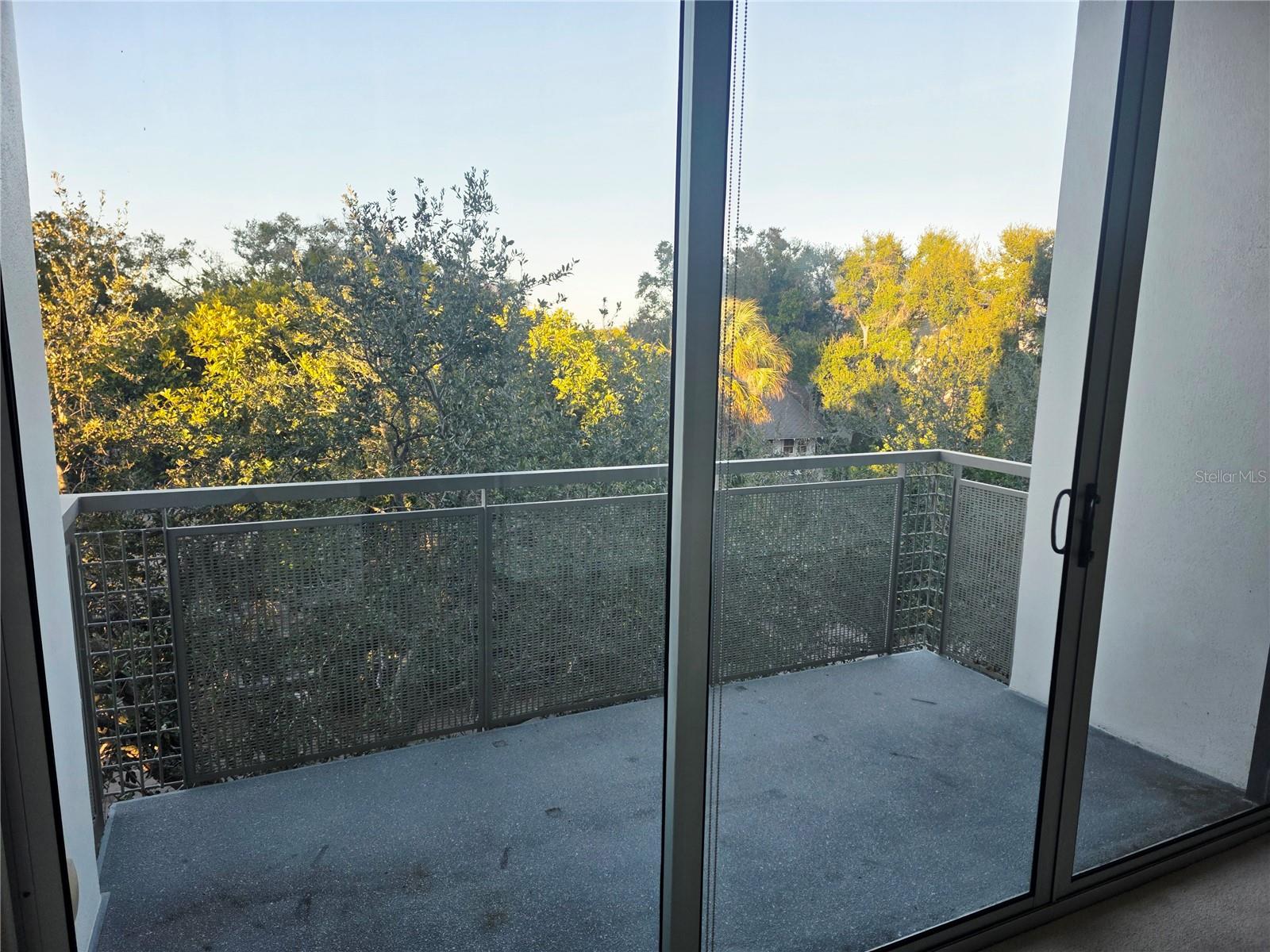 balcony off master bedroom