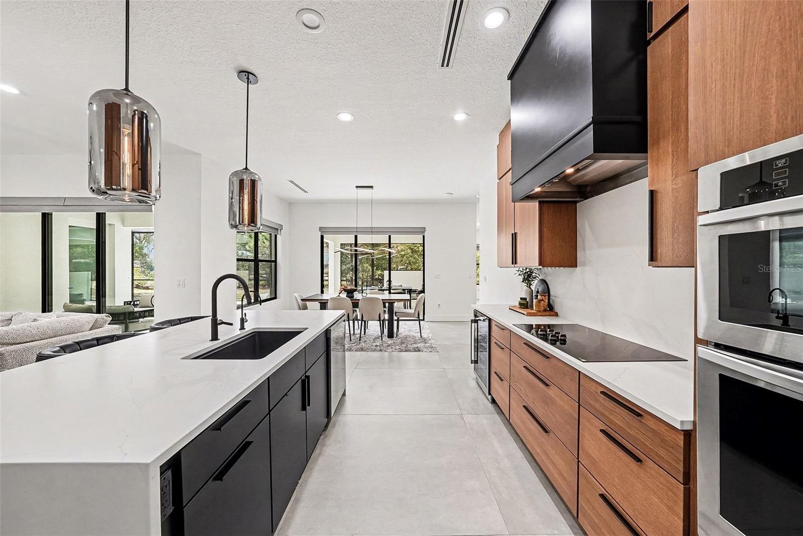 Showstopper kitchen!