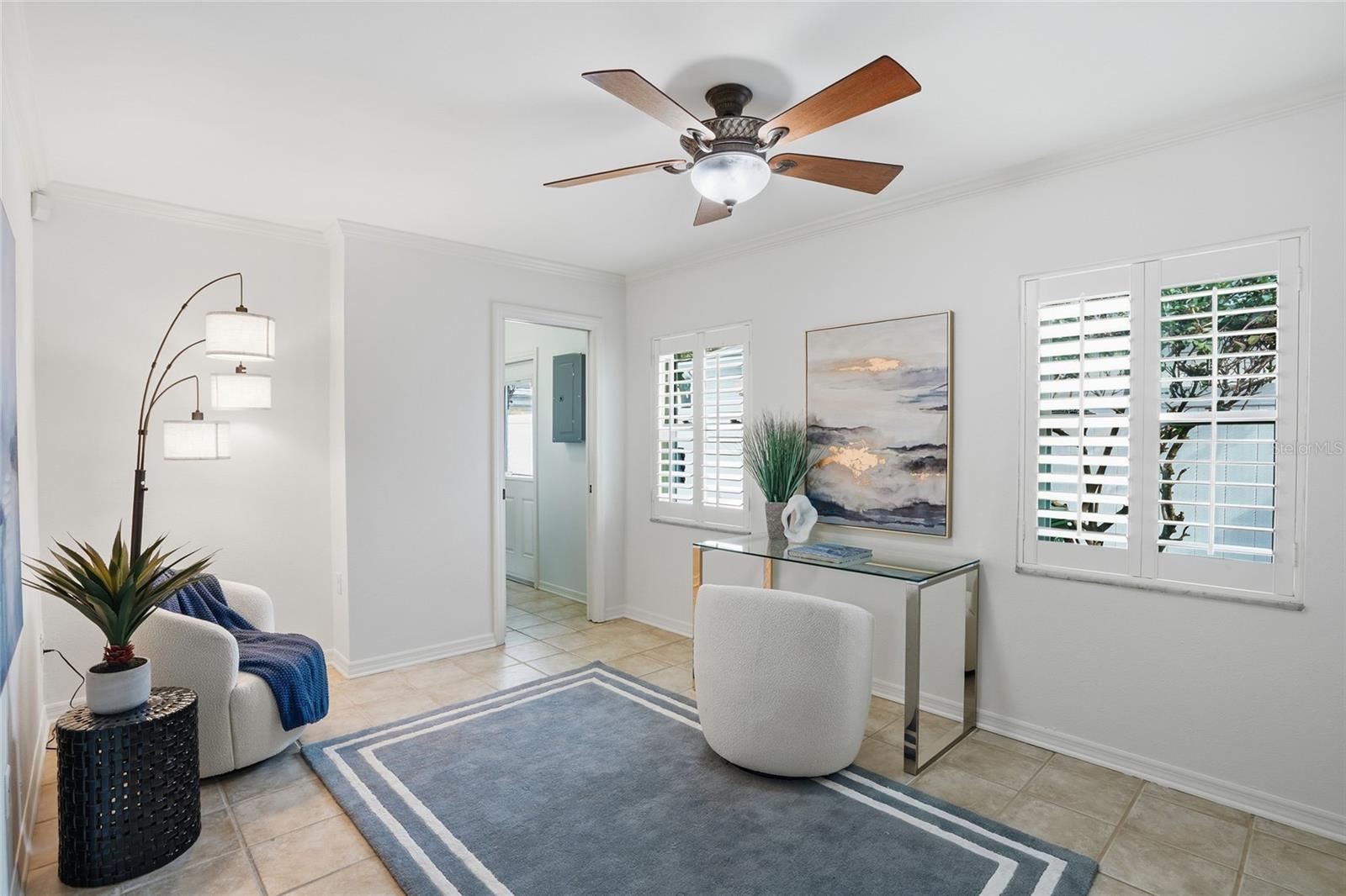 bonus room off kitchen