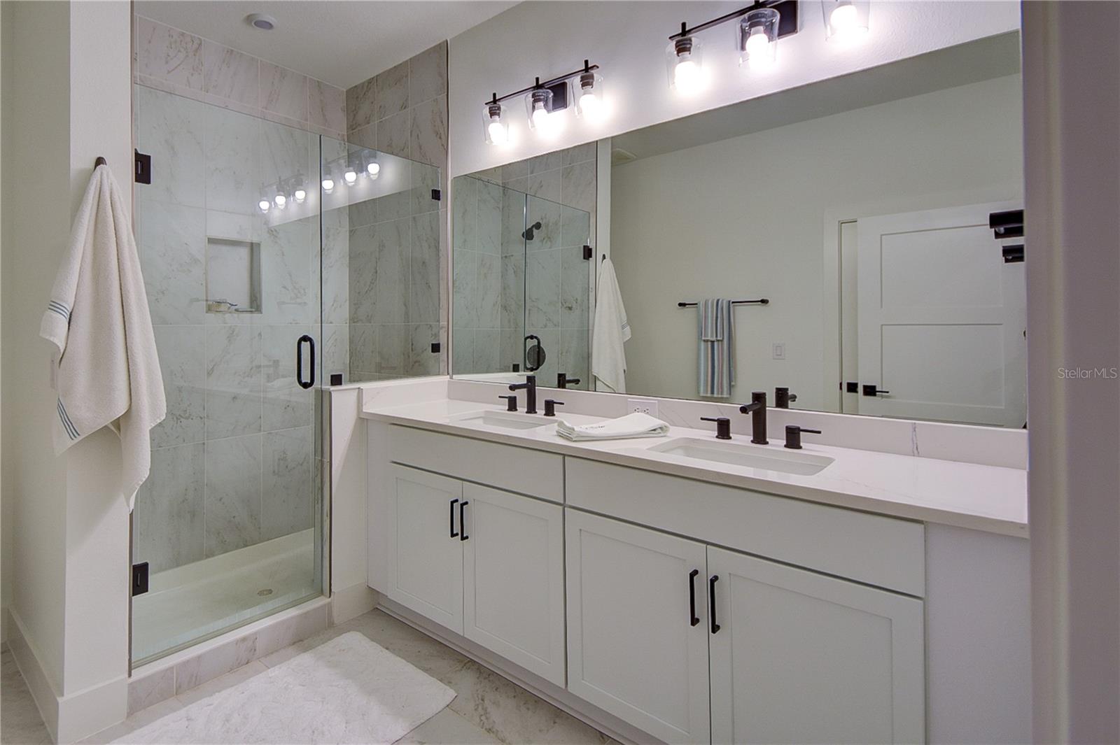 Primary Bathroom (Level 3)