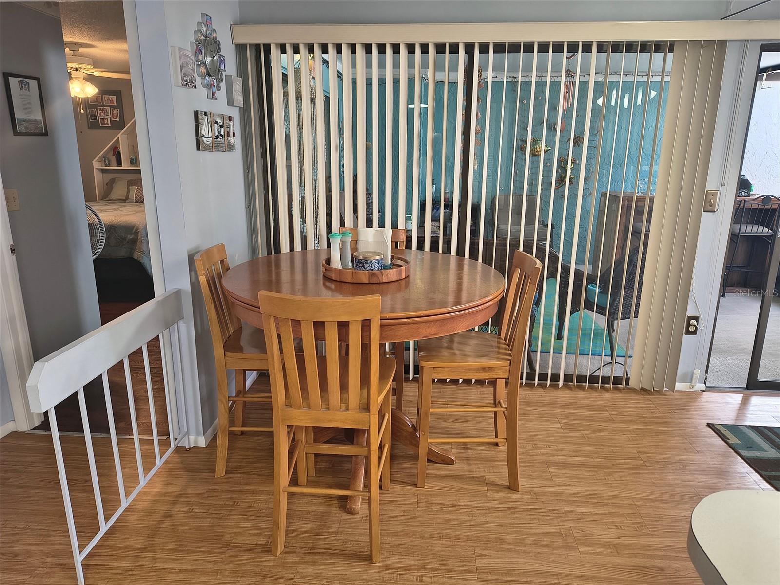 Perfect table for card games