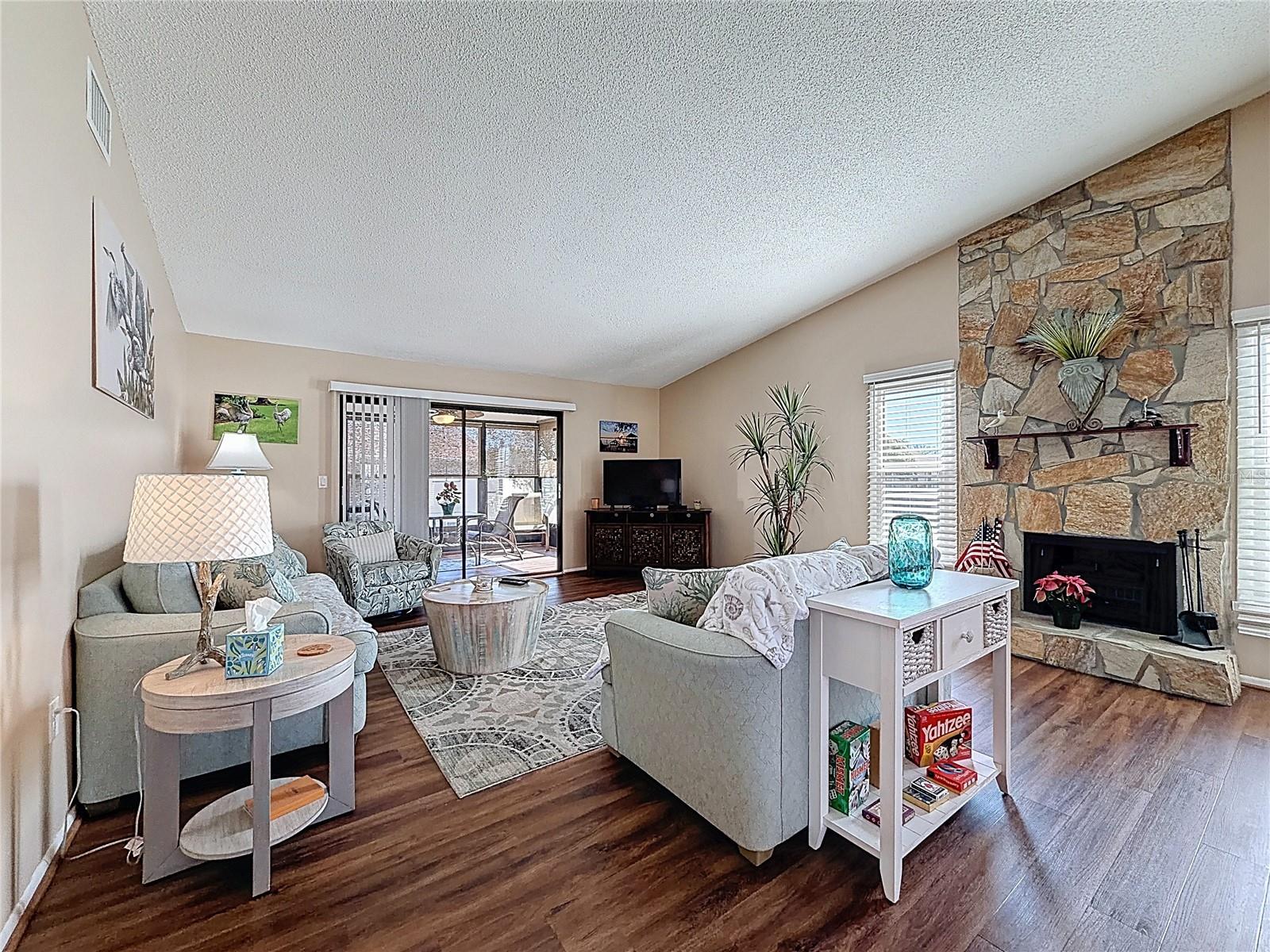 Dining & Living Areas