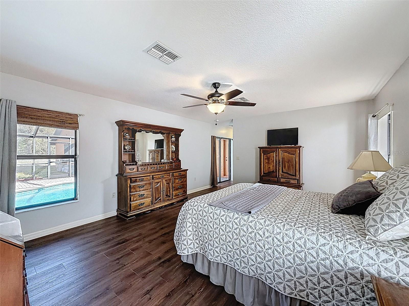 In-law suite primary bedroom