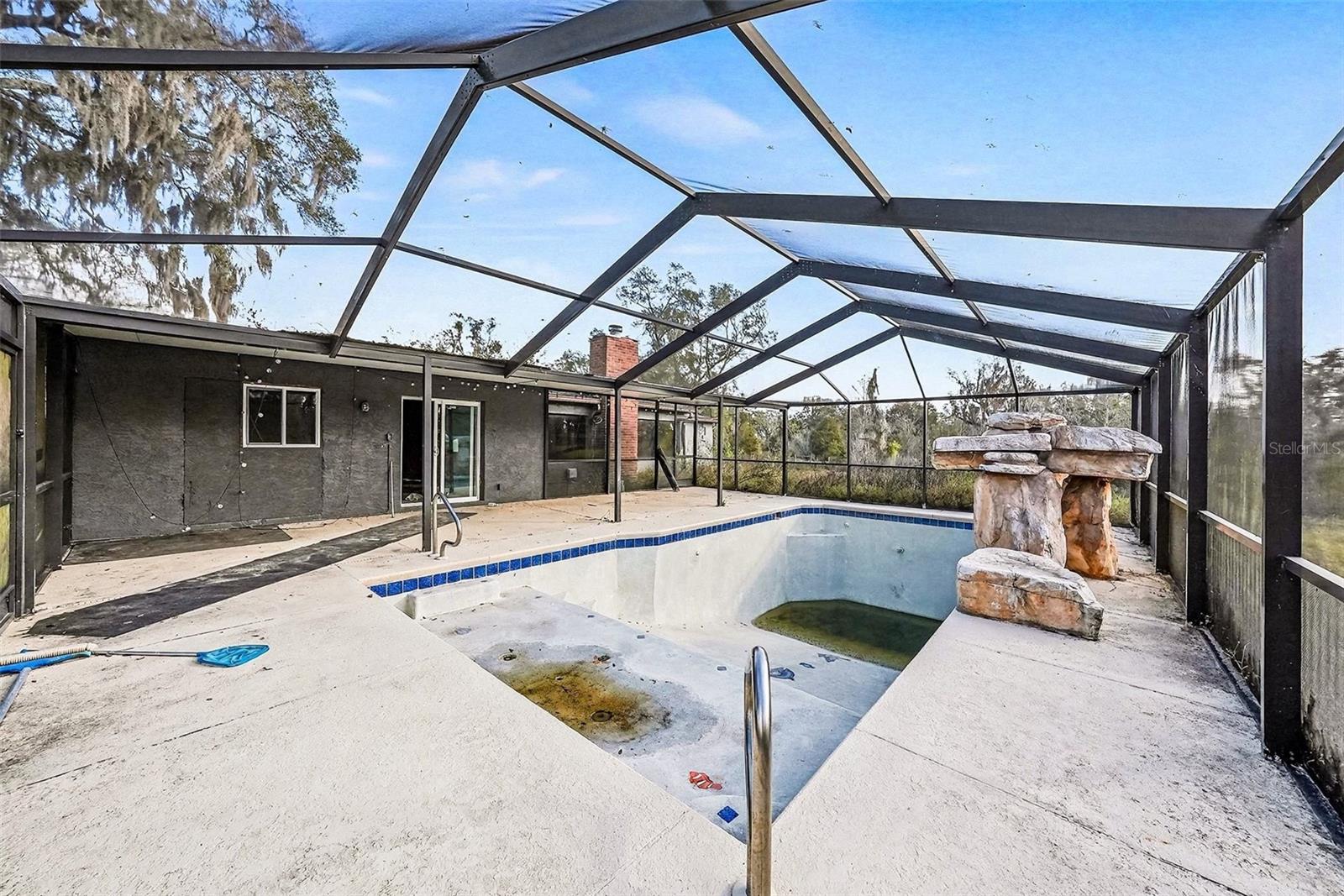 7.5 Deep Pool with Waterfall