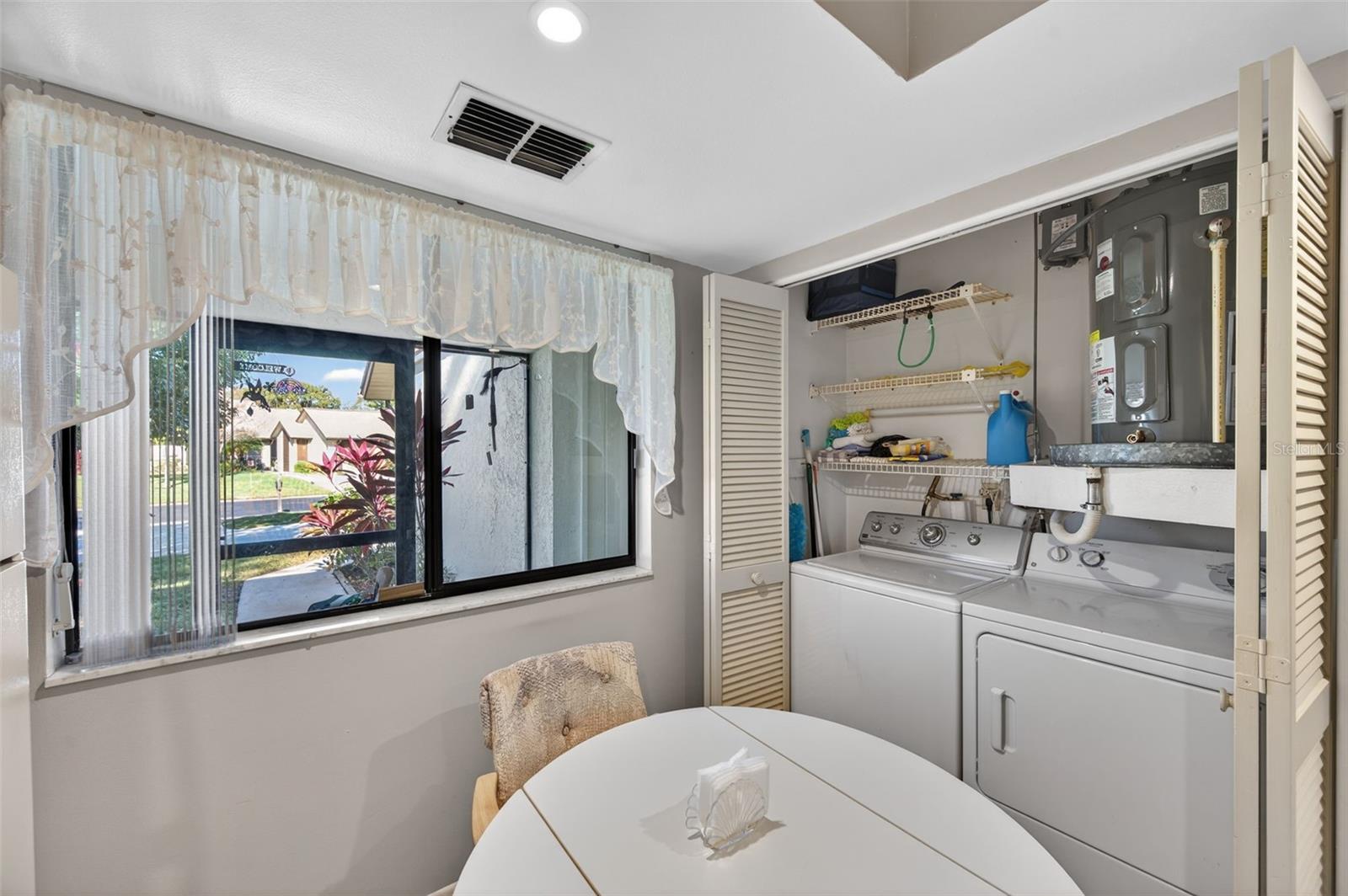 Washer & dryer closet