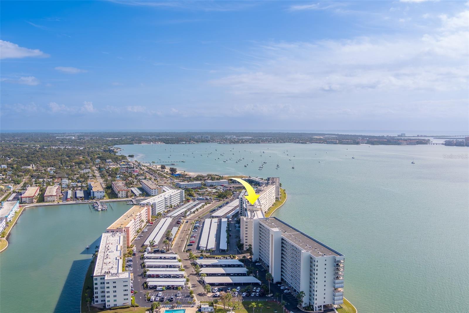 Wal to downtown Gulfport