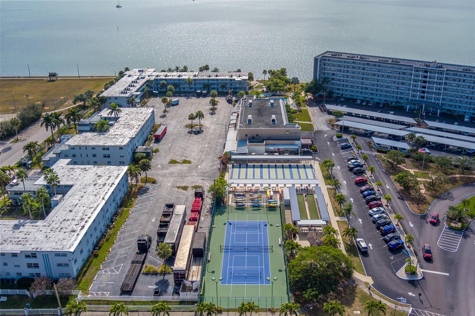 Clubhouse, Pickleball,Tennis Courts, Kayak Storage