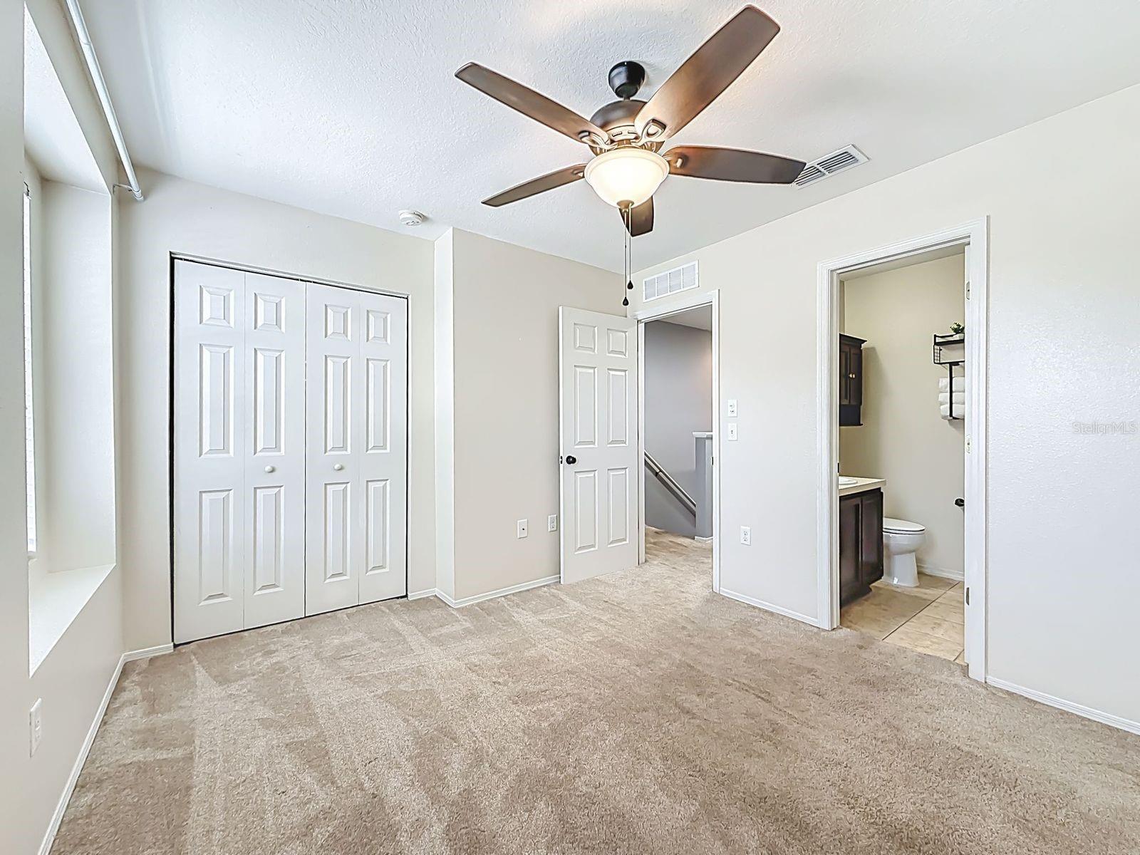 2nd Primary Suite with ensuite bathroom