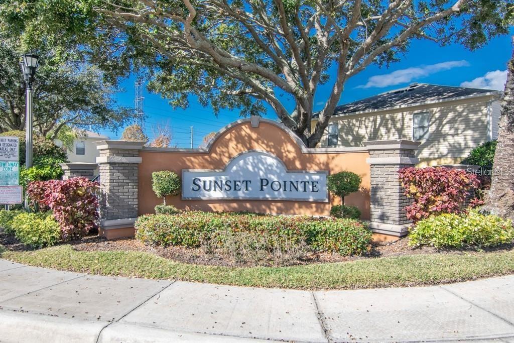 Entrance Sign - Sunset Pointe