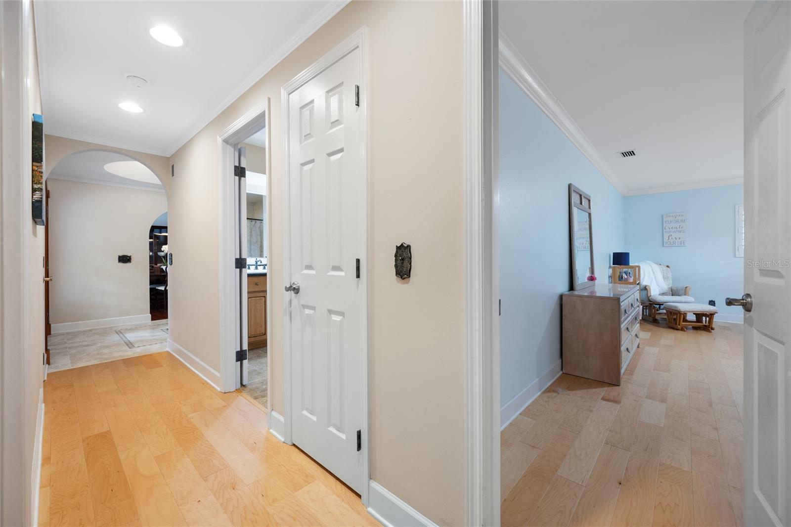 Hallway to additional berooms