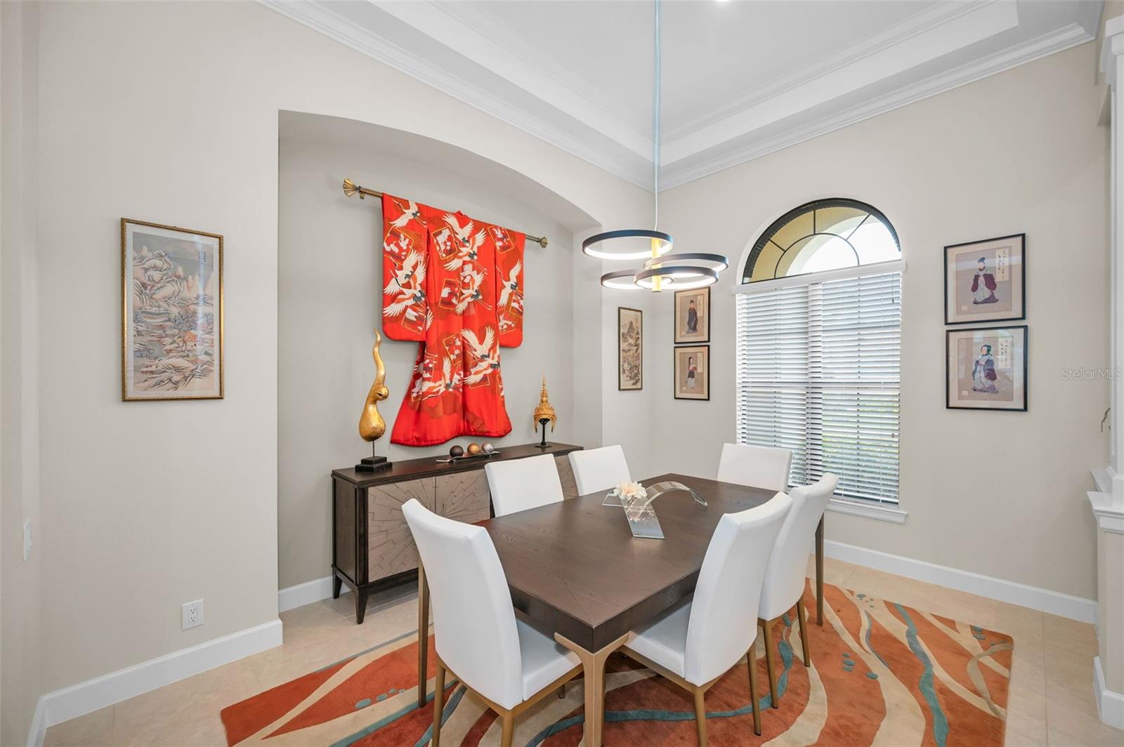 Niche could be used for a china cabinet