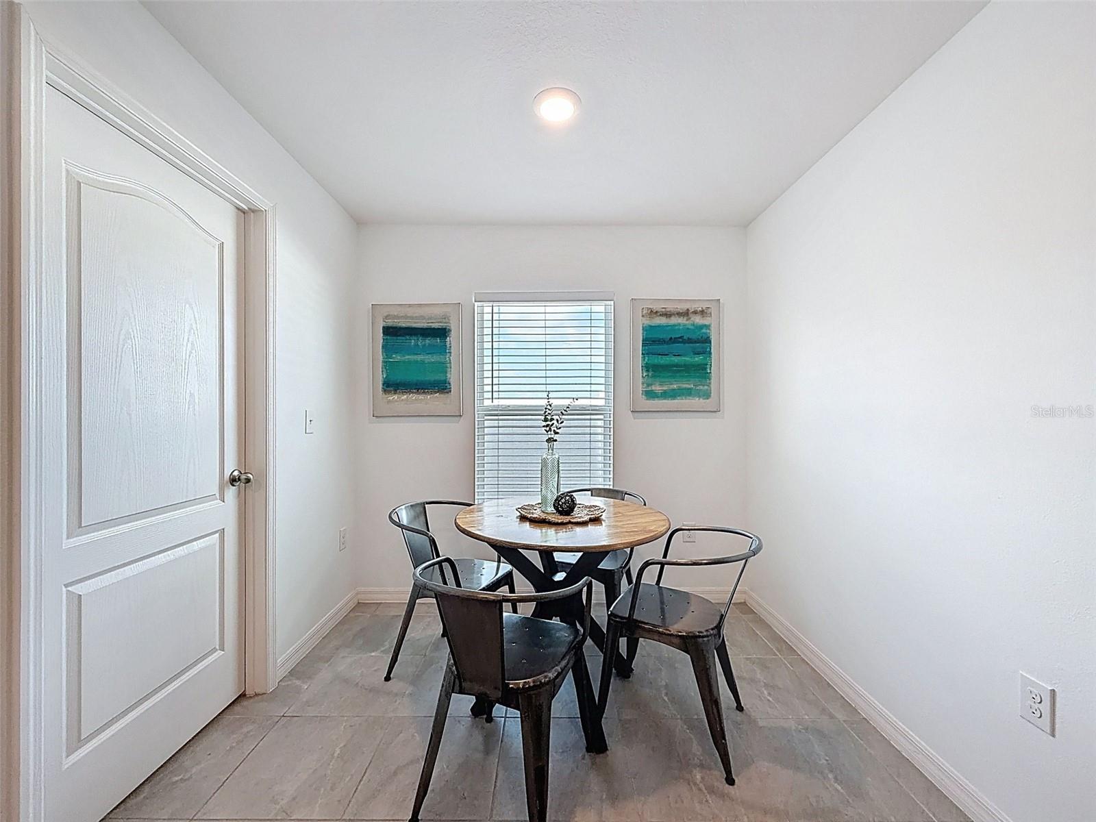 KITCHENETTE AREA