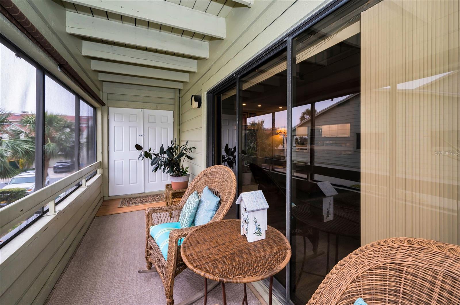 MAIN FLOOR SCREENED BALCONY