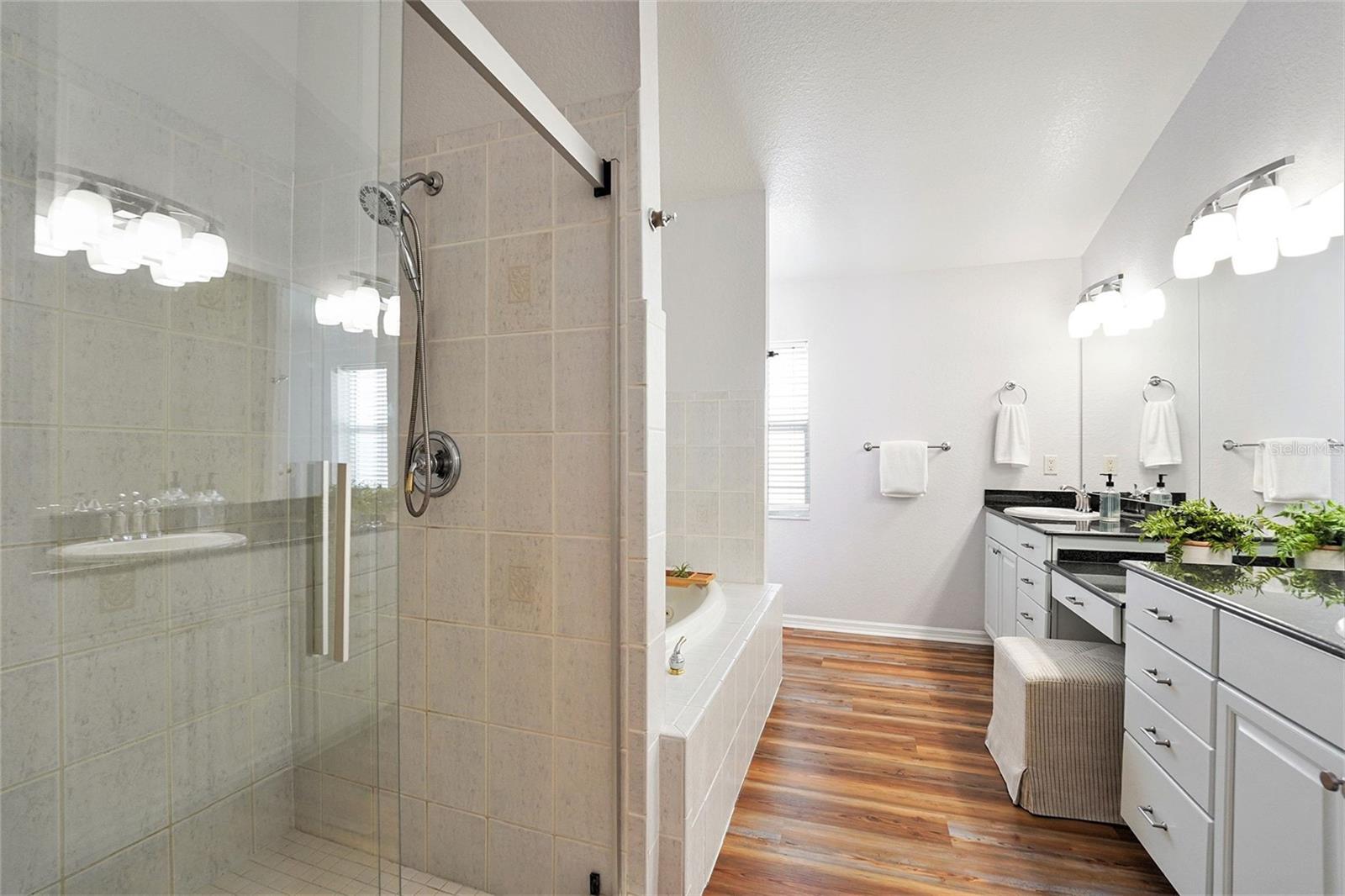 Upper Level Primary Suite