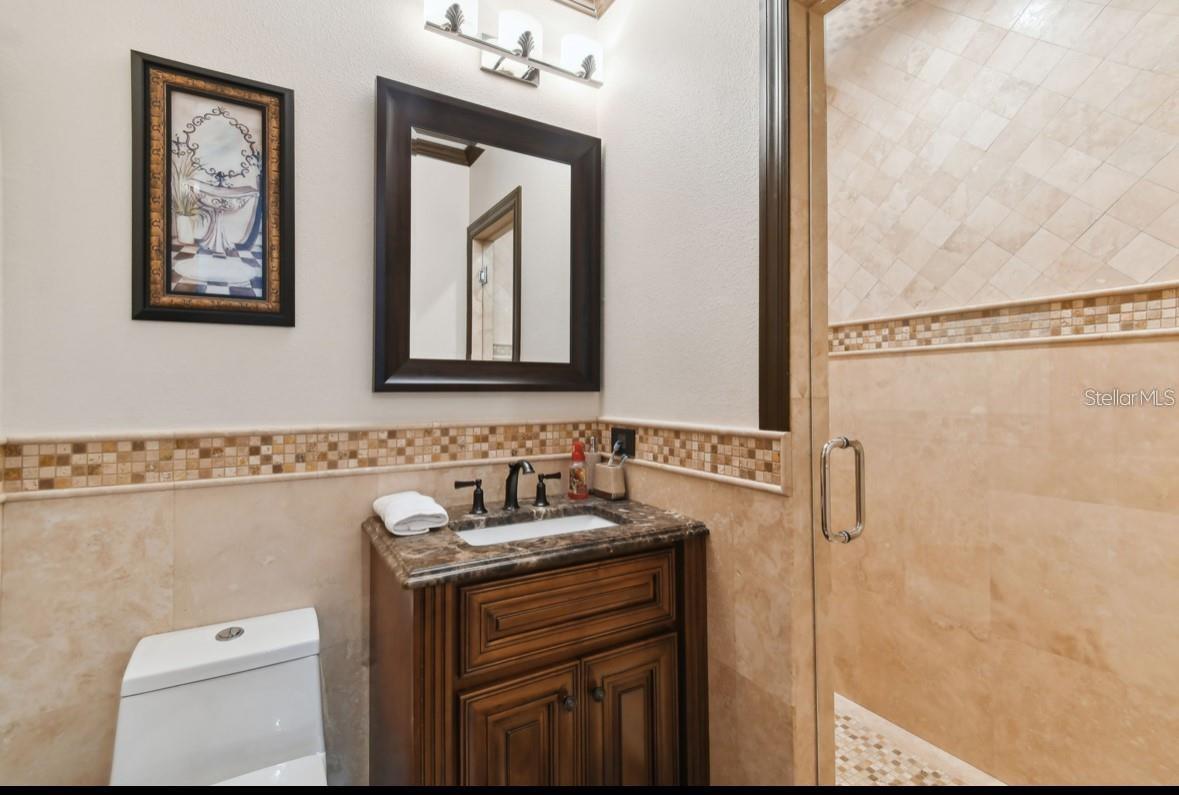 bathroom 4