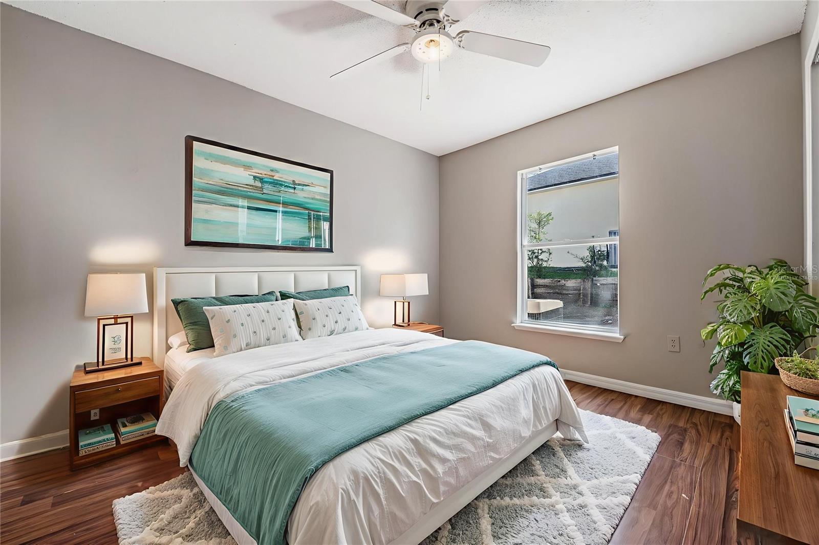 This photo has been Virtually Staged.