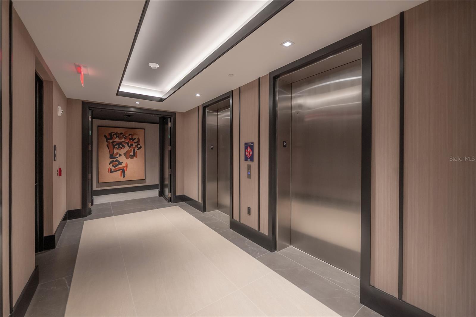 Elevator Lobby to Amenities